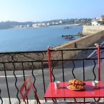 Sea View With Balcony Old Town Of Antibes 2 Pers 昂蒂布