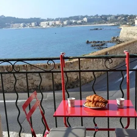 Apartment Sea View With Balcony Old Town Of 2 Pers Antibes