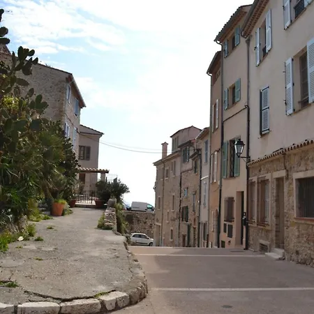 Sea View With Balcony Old Town Of 2 Pers * Antibes