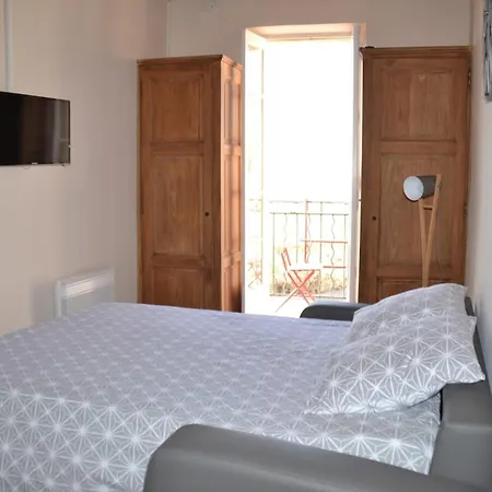 Apartment Sea View With Balcony Old Town Of 2 Pers *