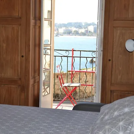 Sea View With Balcony Old Town Of 2 Pers * Antibes