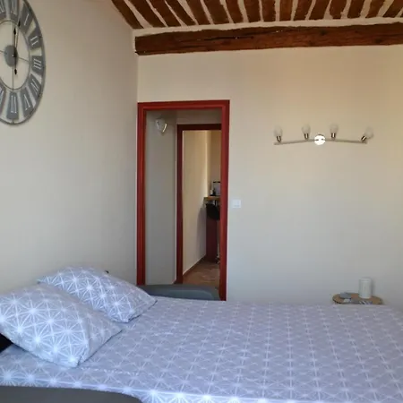 Apartment Sea View With Balcony Old Town Of 2 Pers
