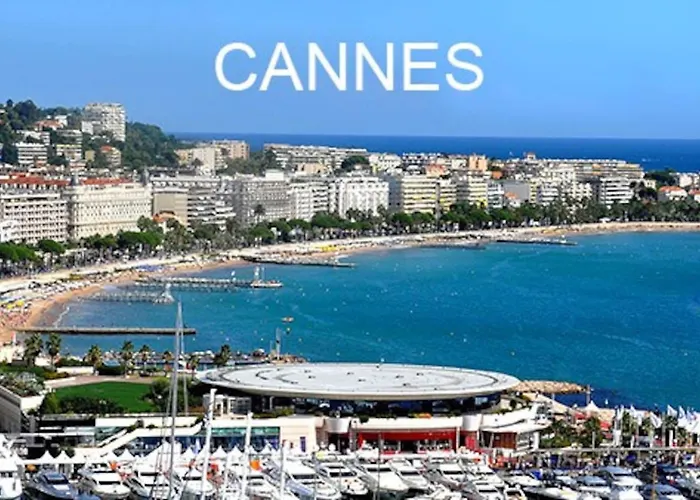 Sea View With Balcony Old Town Of Antibes 2 Pers Appartamento *
