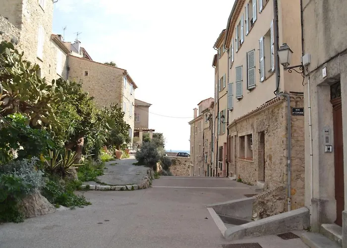 Sea View With Balcony Old Town Of Antibes 2 Pers Appartamento *