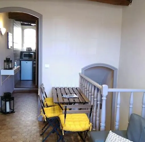 Sea View With Balcony Old Town Of Antibes 2 Pers Appartamento